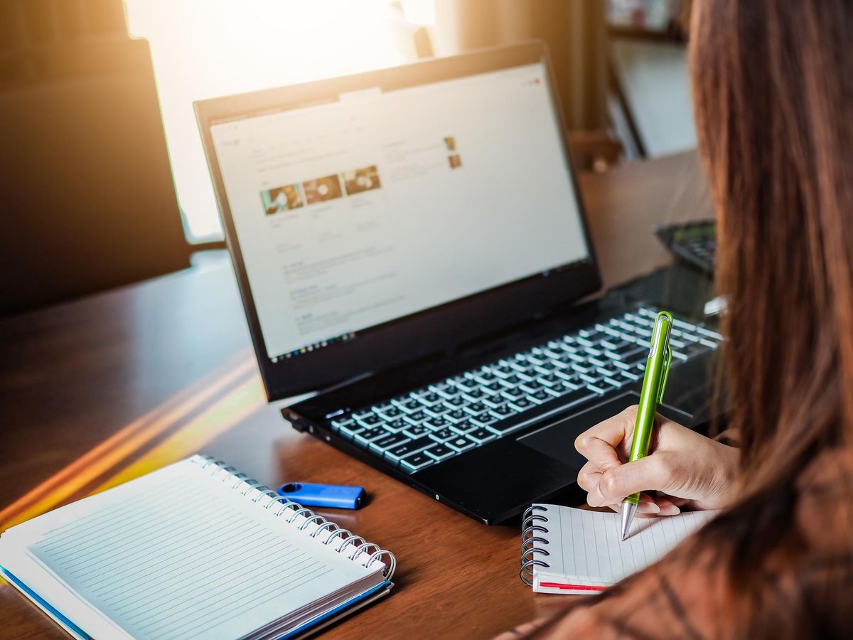 Jak stworzyć profesjonalne portfolio online krok po kroku: Kompletny przewodnik